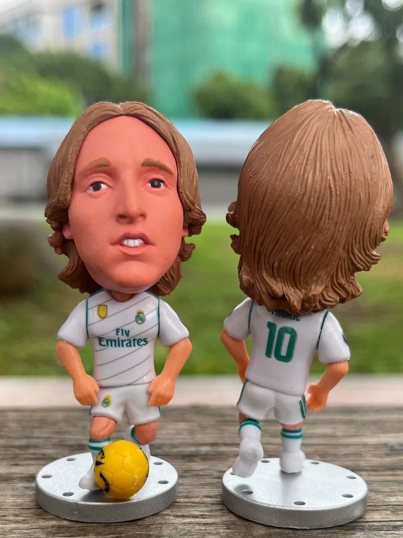 Football Idol Model Real Madrid Star Ornaments BALE Football Gifts MODRIC - Image 2